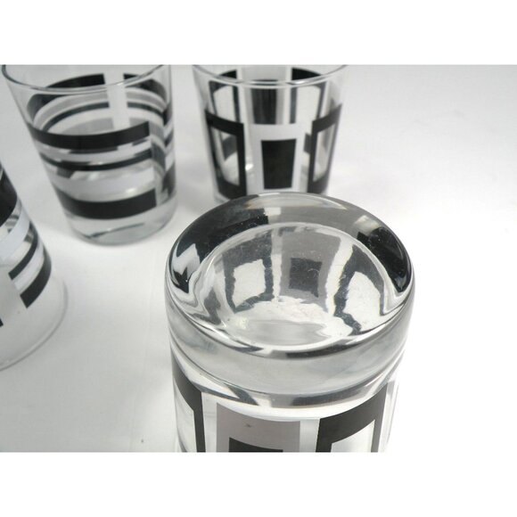 Set Of 4 VTG IKEA Godis Mid-Century Modern Glasses With Black & White Geometric - Picture 9 of 10